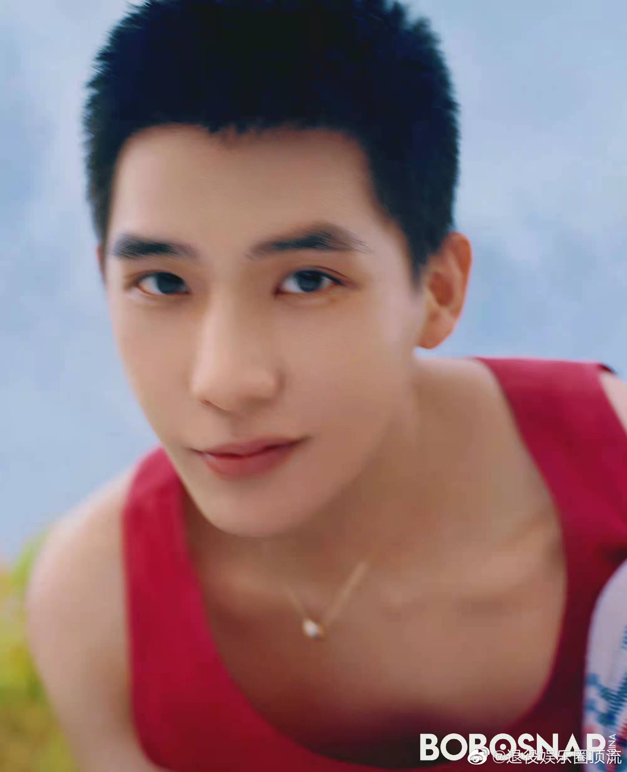 王安宇这组对比以前的真的有点发挥失常了