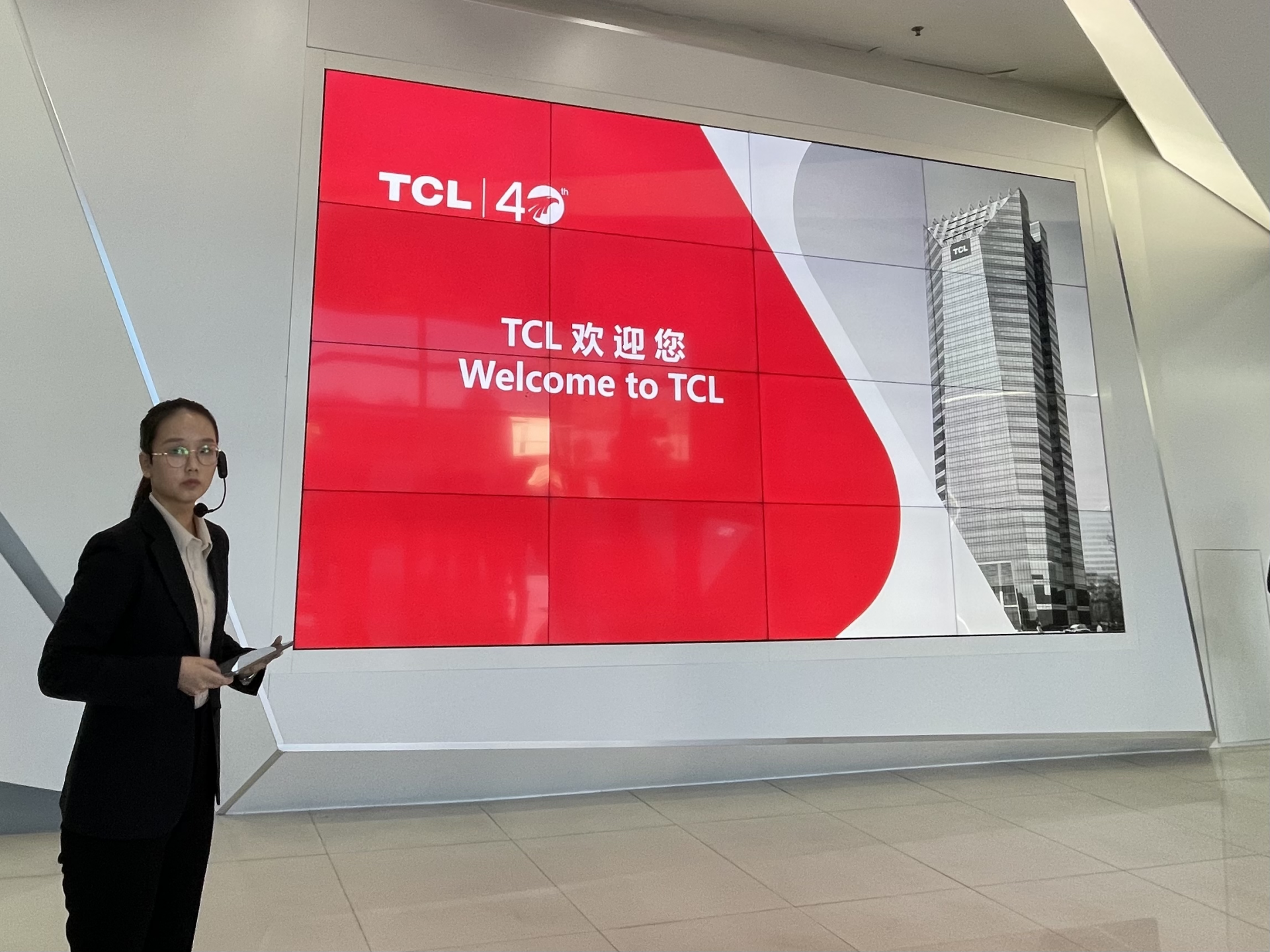 据了解,tcl波兰工厂整个工厂占地10.