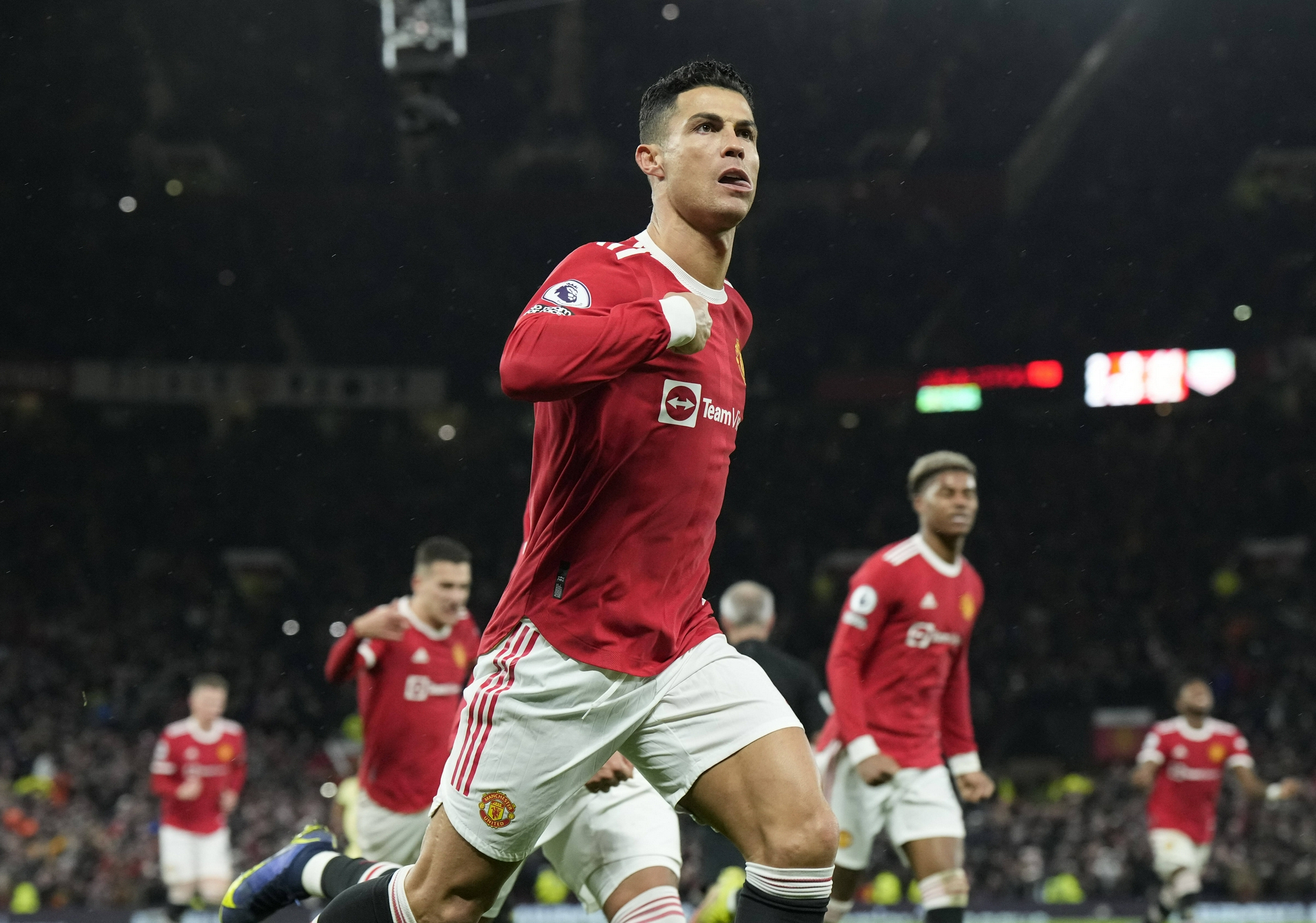 让梅吹都送上喝彩的c罗不用靠金球奖来肯定