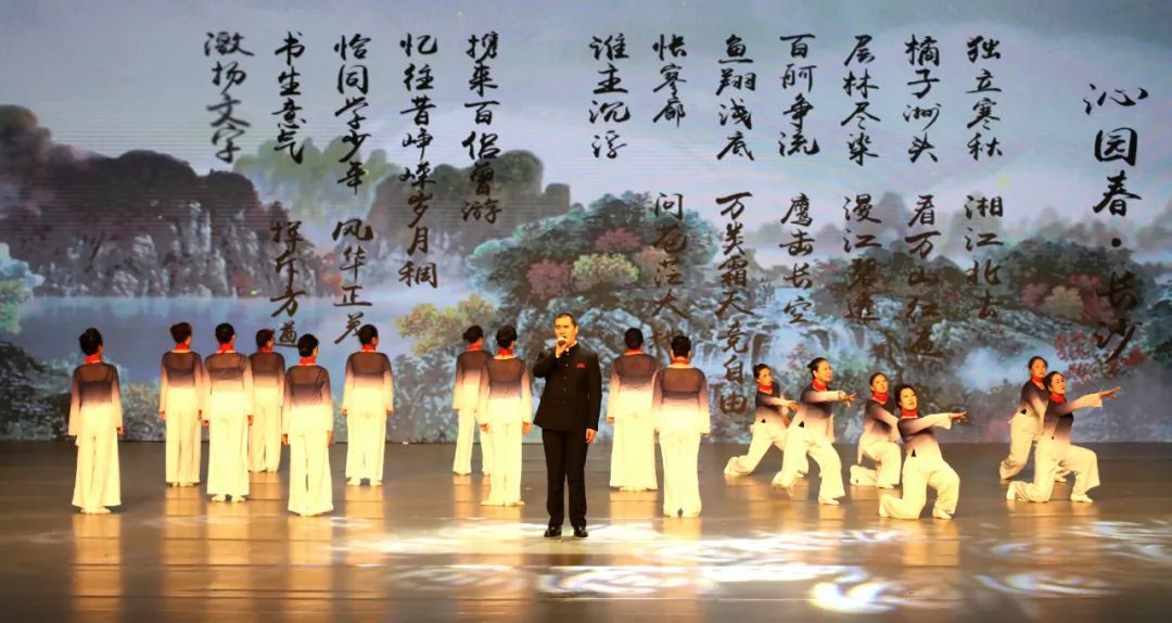 温暖！感动！却充满力量~特殊的日子，邀您见证这台没有明星的晚会！休闲区蓝鸢梦想 - Www.slyday.coM