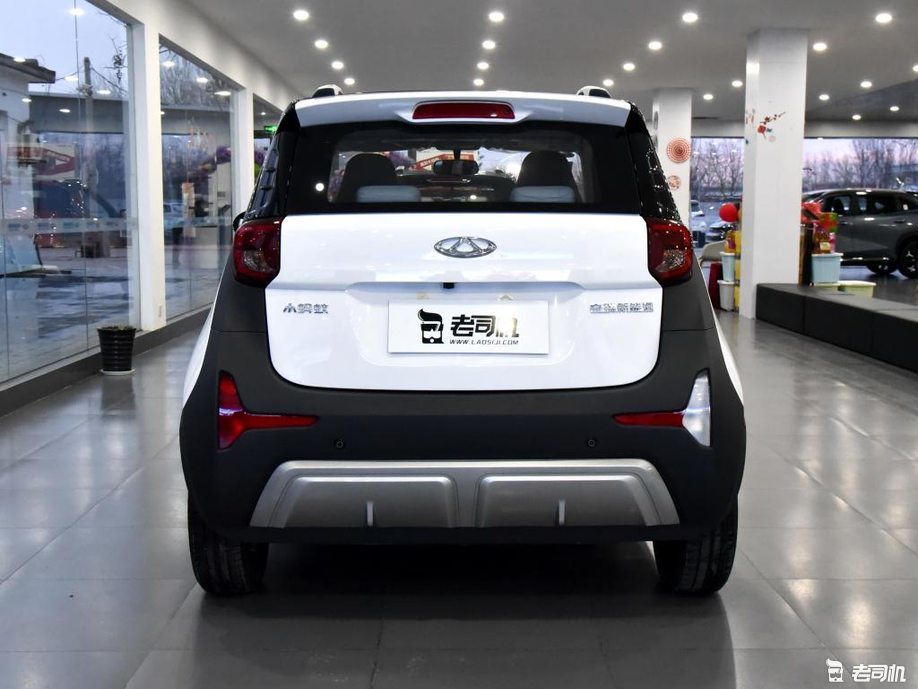 配置丰富质感好 奇瑞小蚂蚁甜粉款到店实拍-新浪汽车