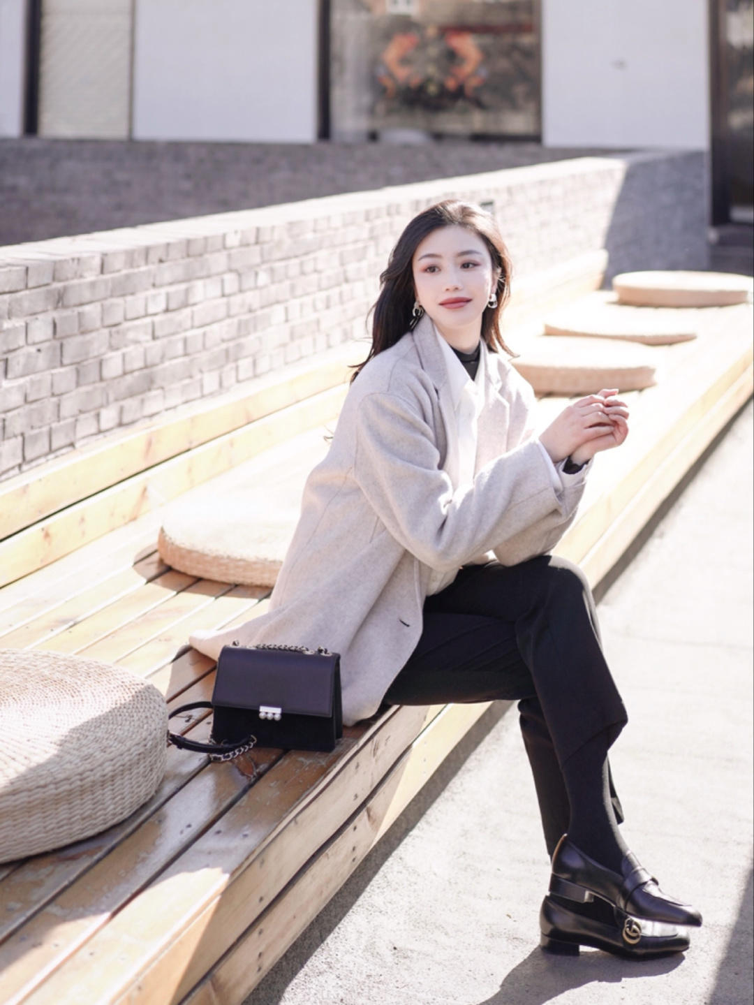 原来“乐福鞋”才是真香鞋子，借鉴这些搭配，照着穿摆脱路人感休闲区蓝鸢梦想 - Www.slyday.coM