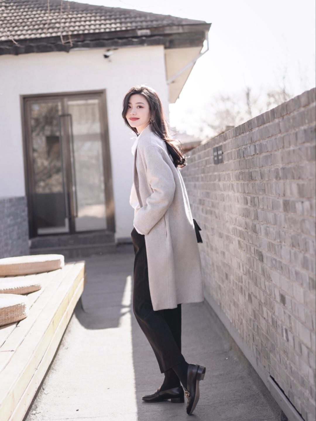 原来“乐福鞋”才是真香鞋子，借鉴这些搭配，照着穿摆脱路人感休闲区蓝鸢梦想 - Www.slyday.coM