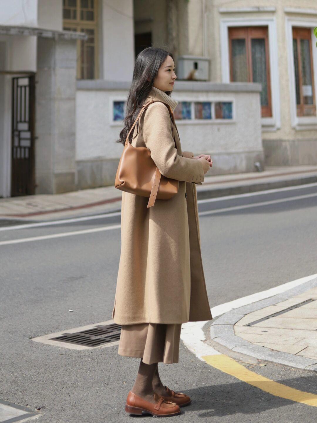 原来“乐福鞋”才是真香鞋子，借鉴这些搭配，照着穿摆脱路人感休闲区蓝鸢梦想 - Www.slyday.coM