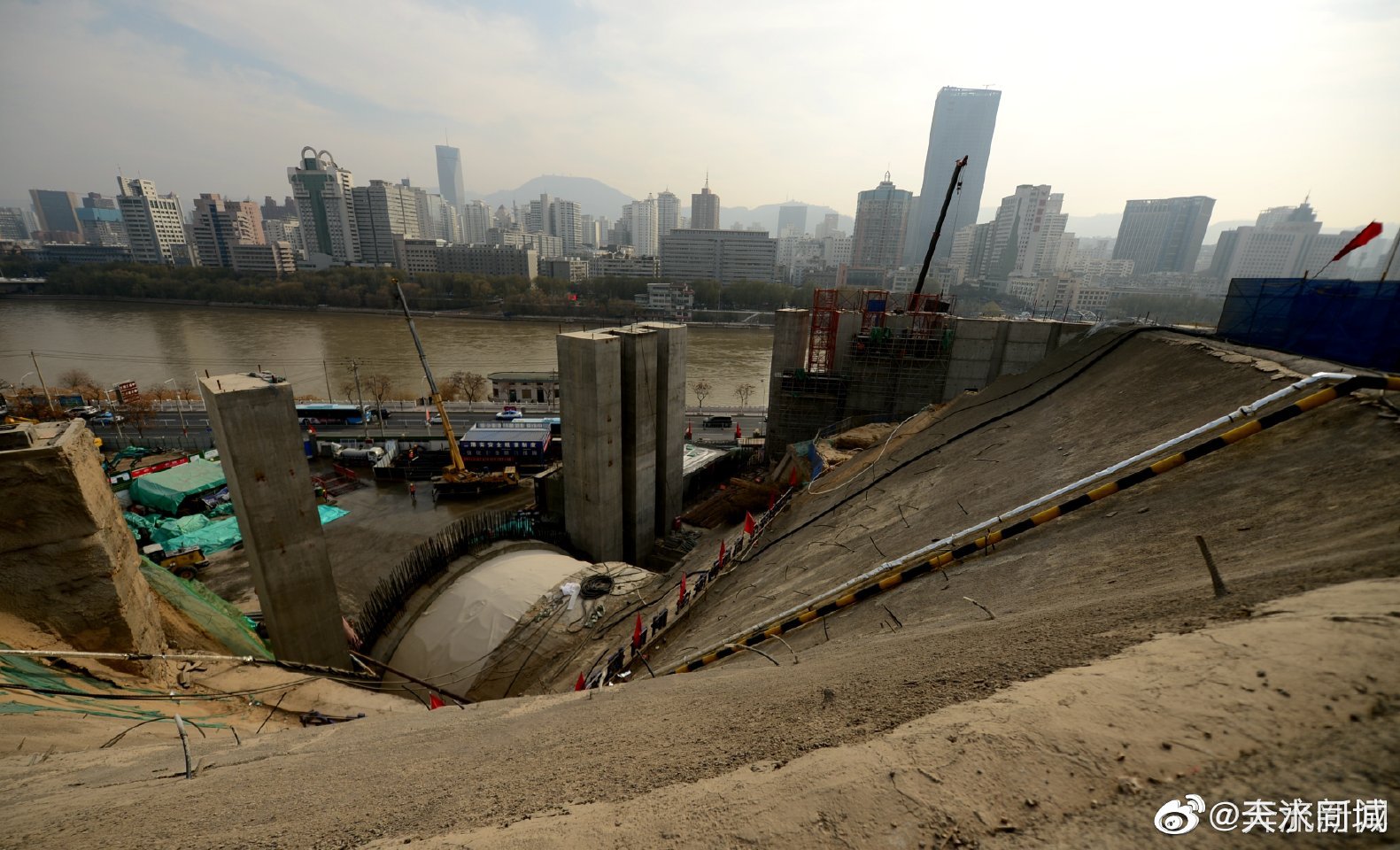 兰州白塔山隧道建成啥样了 ?