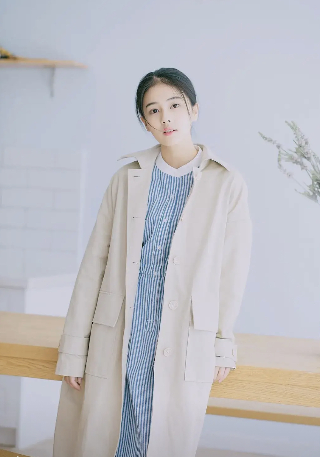 白鹿是如何从淘宝模特走向女明星的看了她模特时期的造型就懂了