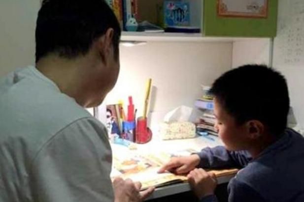 有种崩溃叫辅导作业,刘德华辅导女儿也顶不住,这么简单都不会休闲区蓝鸢梦想 - Www.slyday.coM 有种崩溃叫辅导作业,刘德华辅导女儿也顶不住,这么简单都不会休闲区蓝鸢梦想 - Www.slyday.coM