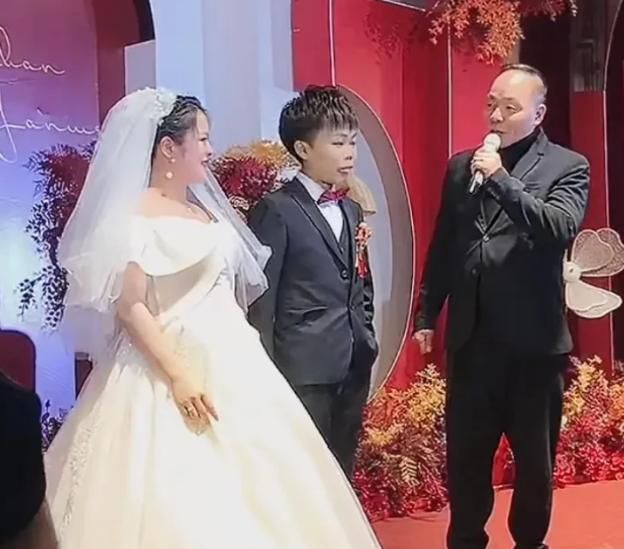 跑来蹭热度,称新娘是我就是老天不开眼|陈山|陈诗曼|热度_新浪新闻