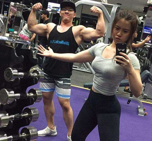 都是锻炼，健身1年的人与当兵2年的人，身体和肌肉有什么差别？休闲区蓝鸢梦想 - Www.slyday.coM