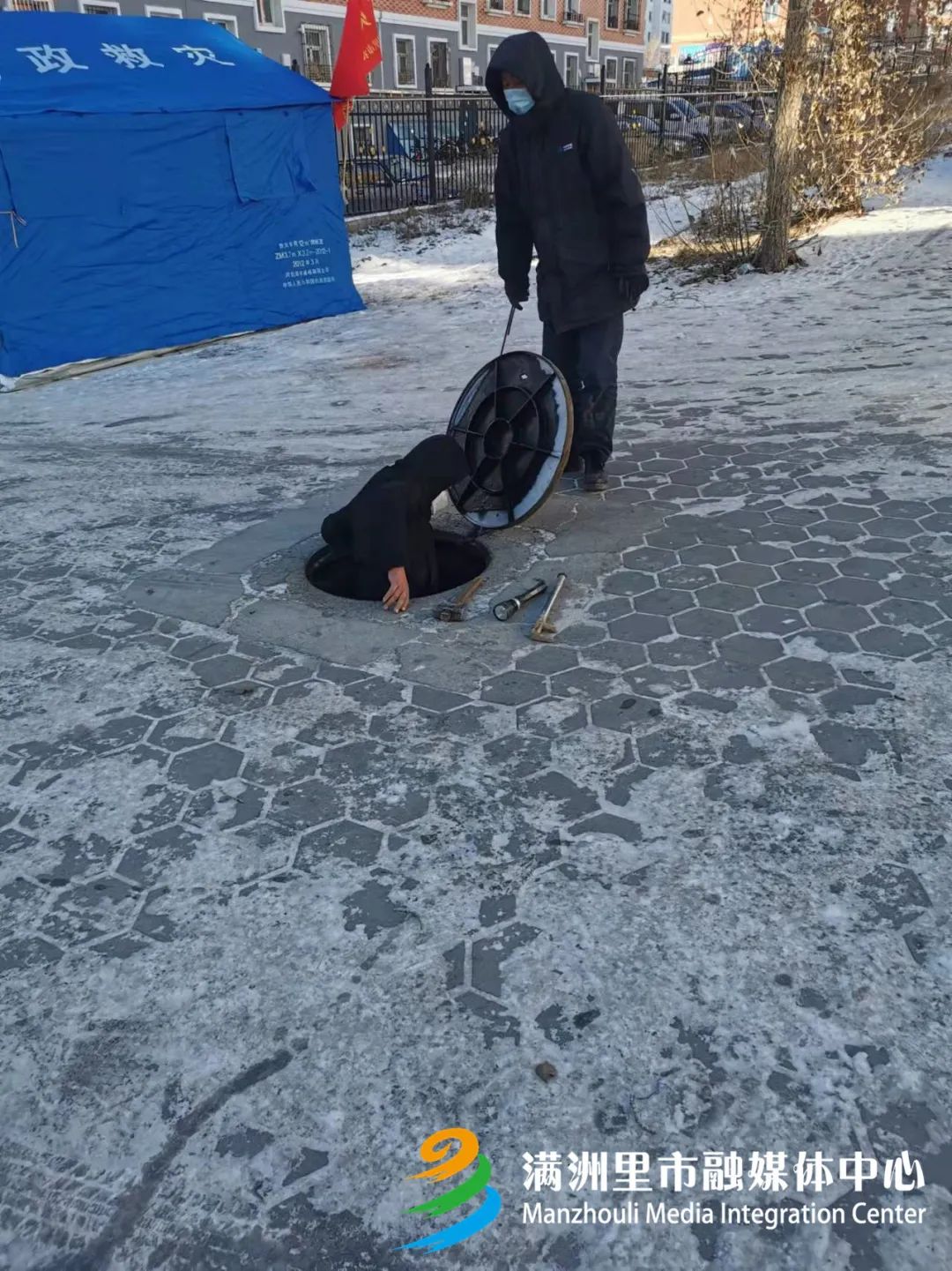 【记者在“疫”线】我市全力迎战突发疫情  让居民温暖过冬休闲区蓝鸢梦想 - Www.slyday.coM