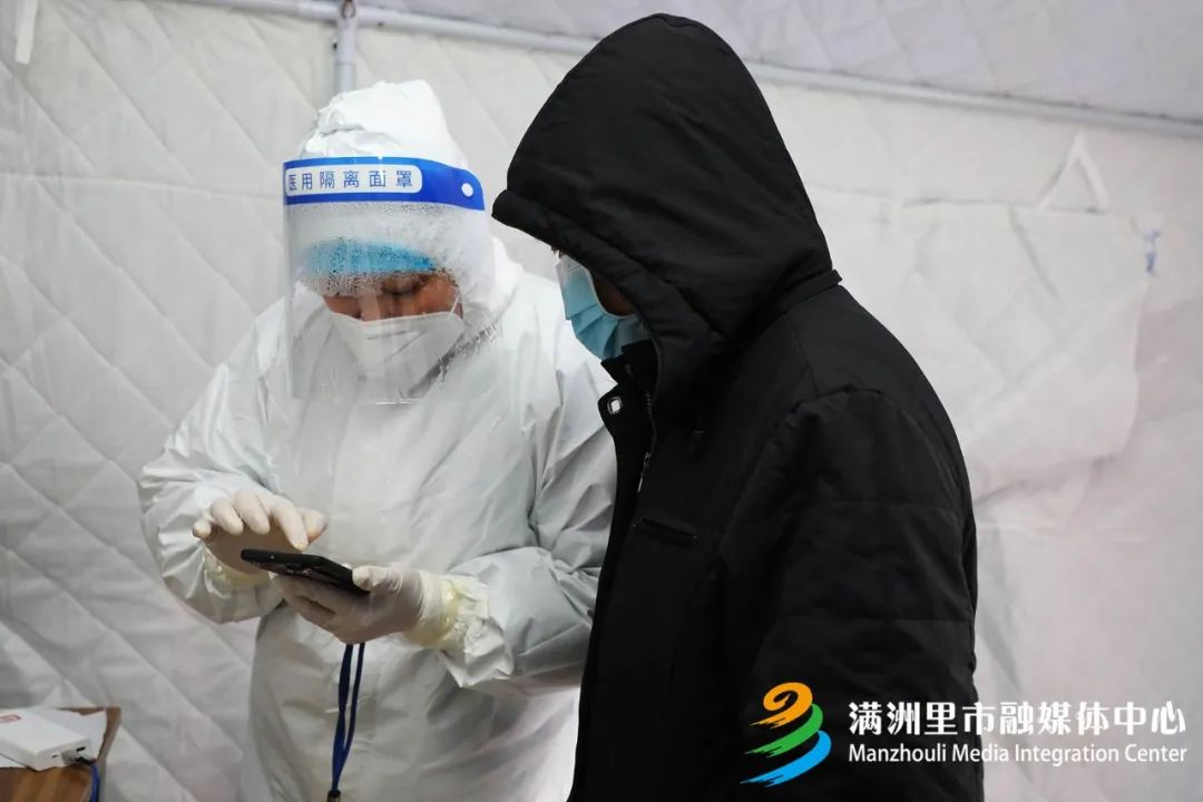 【最美逆行者】疫情下的坚守休闲区蓝鸢梦想 - Www.slyday.coM