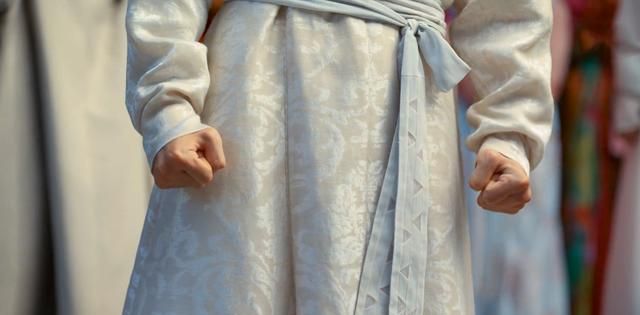 《风起洛阳》什么是高级幽默感？王一博这位百里二郎，请了解一下休闲区蓝鸢梦想 - Www.slyday.coM