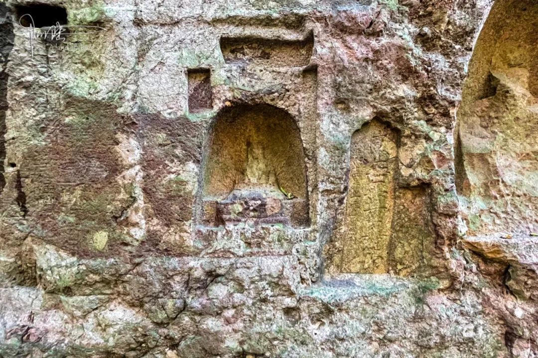 奈何现在有几座却被"补"成了笑话|西湖|造像|宝石山_新浪新闻