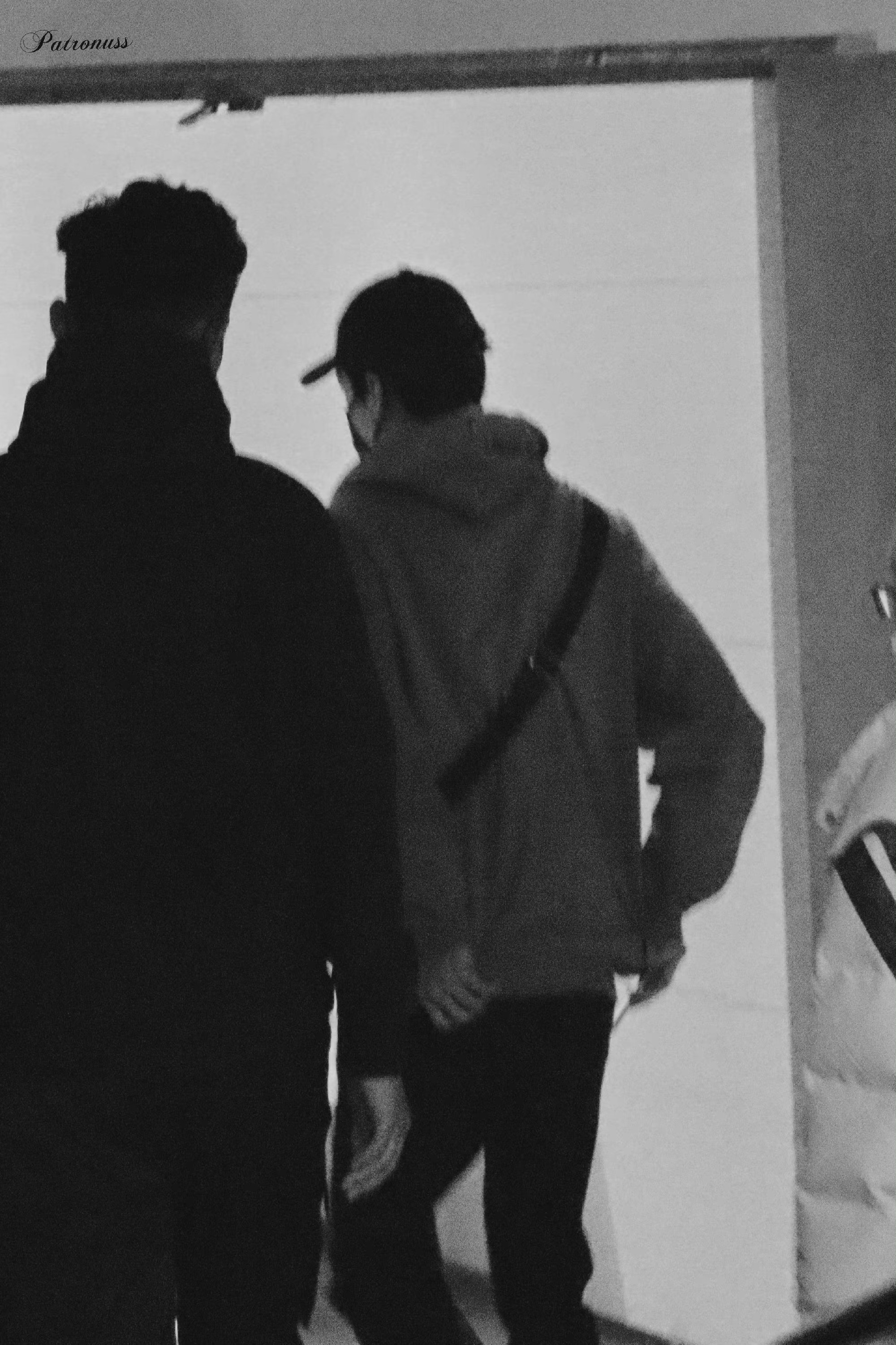 龚俊综艺录制上班路透,背影都很帅的俊俊子,录制顺利