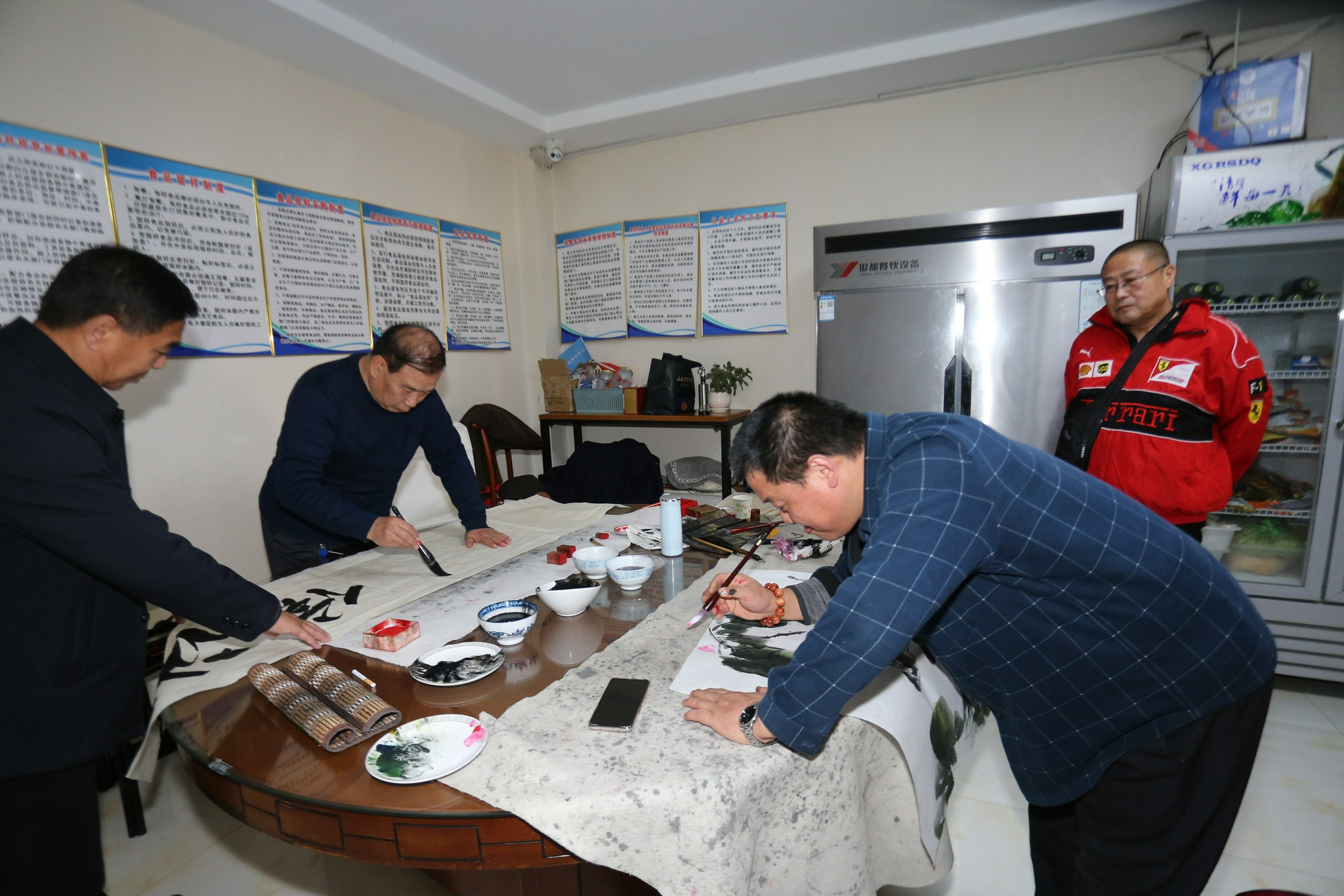 名家振笔歌新岁骏马加鞭跨坦途