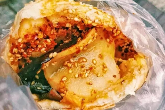 安康美食麻辣烫夹馍你吃过吗