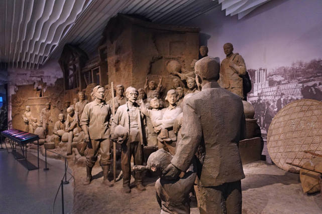 浙江小县城的博物馆,凭借一块石头成名,就藏在风景秀美的千岛湖旁休闲区蓝鸢梦想 - Www.slyday.coM