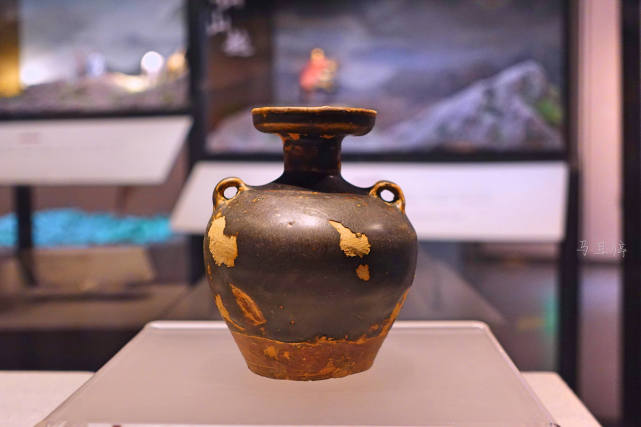 浙江小县城的博物馆,凭借一块石头成名,就藏在风景秀美的千岛湖旁休闲区蓝鸢梦想 - Www.slyday.coM