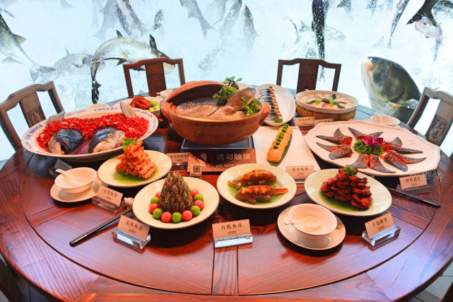 浙江小县城的博物馆,凭借一块石头成名,就藏在风景秀美的千岛湖旁休闲区蓝鸢梦想 - Www.slyday.coM