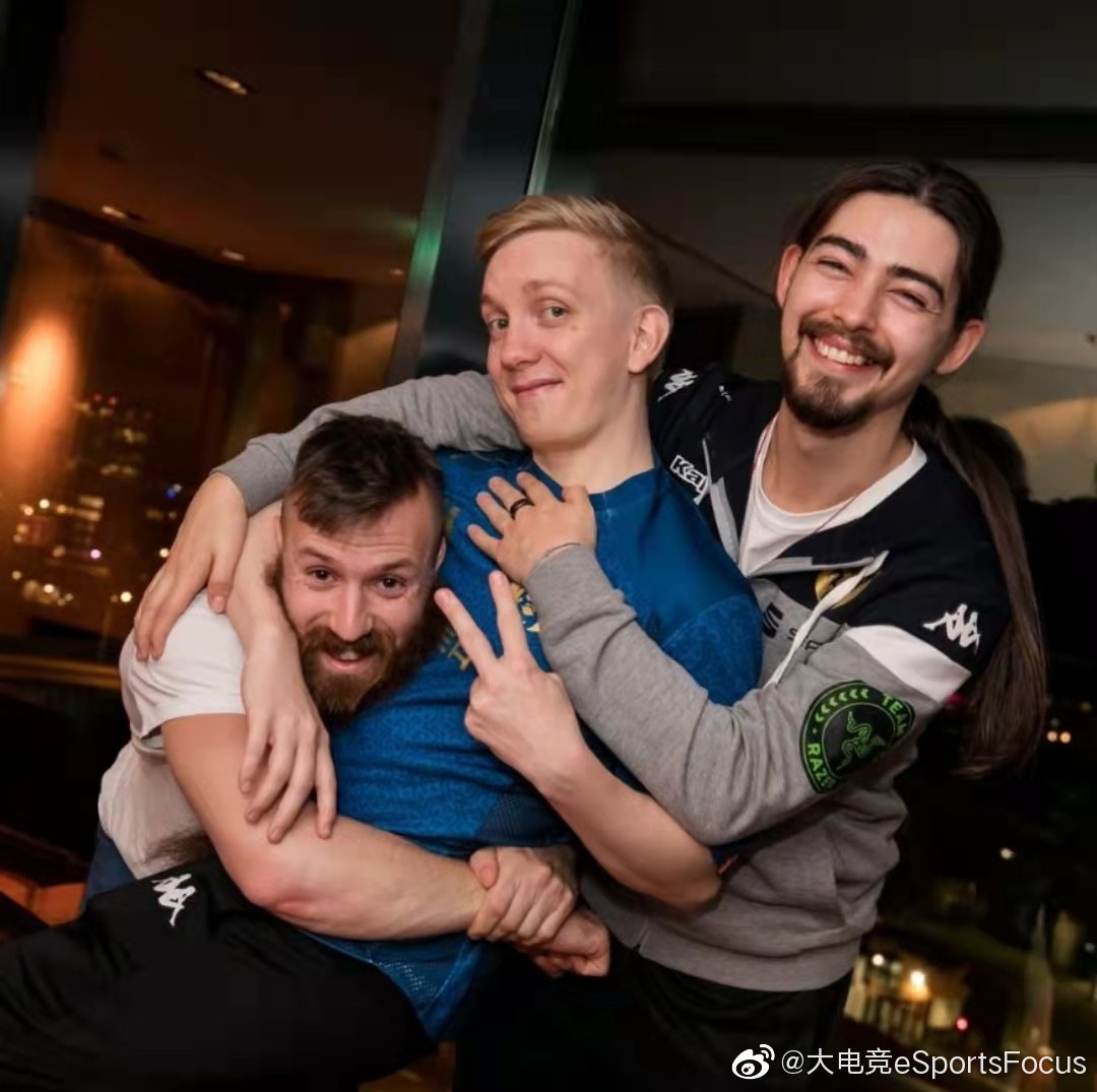 ins madlions_en #2021lec# #英雄联盟#在休赛期间,教练们劳逸结合