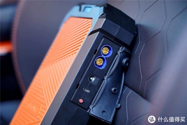 没有电芯的车载应急电源可以用吗？看Autowit超级电容汽车应急电源如何启动车辆休闲区蓝鸢梦想 - Www.slyday.coM