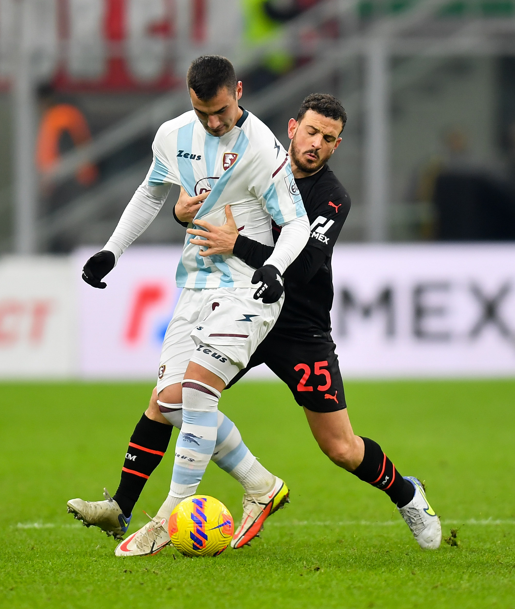 足球意甲ac米兰胜萨勒尼塔纳