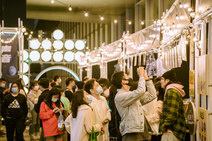 商场冬日美陈休闲区蓝鸢梦想 - Www.slyday.coM