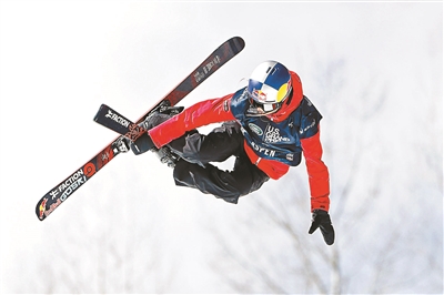 谷爱凌伤愈复出 新赛季首进决赛休闲区蓝鸢梦想 - Www.slyday.coM