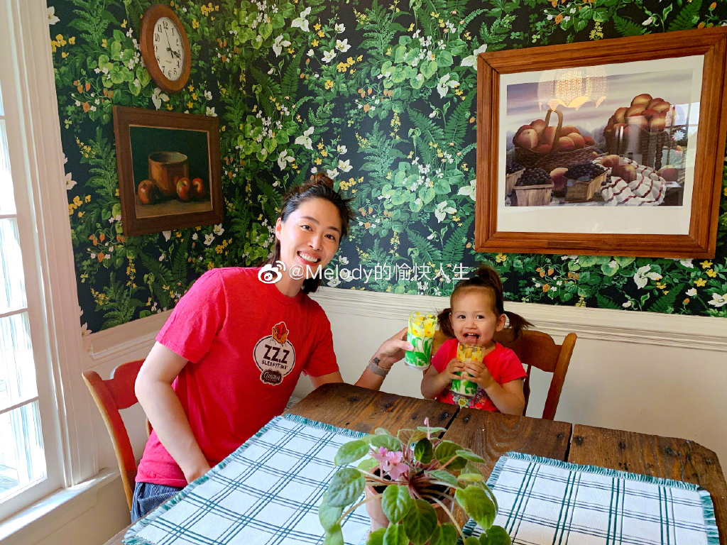 前女排国手马蕴雯晒女儿萌照,混血宝宝甜美可爱,连金软景都沦陷休闲区蓝鸢梦想 - Www.slyday.coM 前女排国手马蕴雯晒女儿萌照,混血宝宝甜美可爱,连金软景都沦陷休闲区蓝鸢梦想 - Www.slyday.coM