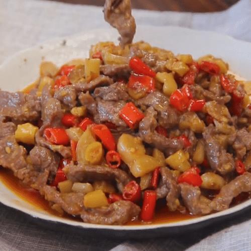 美食推荐酸辣牛肉跳水牛肉鱼香肉丝水晶牛肉卷的做法