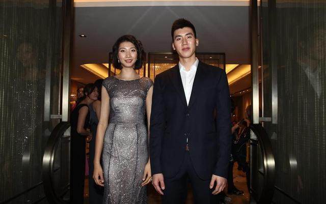 袁心玥将亮相！中国女排“朱袁张”组合，1人上学1人手术1人休息休闲区蓝鸢梦想 - Www.slyday.coM