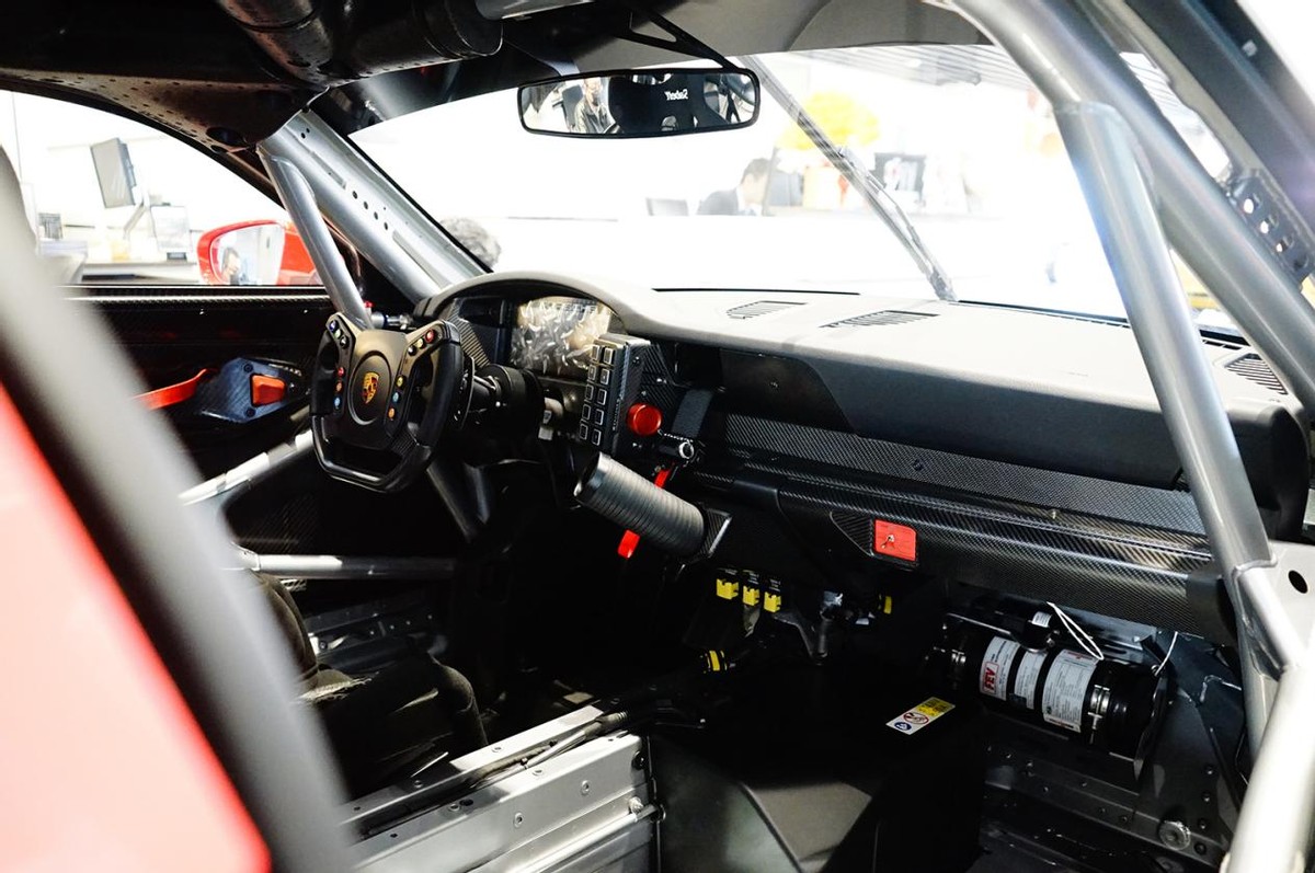 992代911首款赛车来了依然很极致保时捷911gt3cup实拍简评