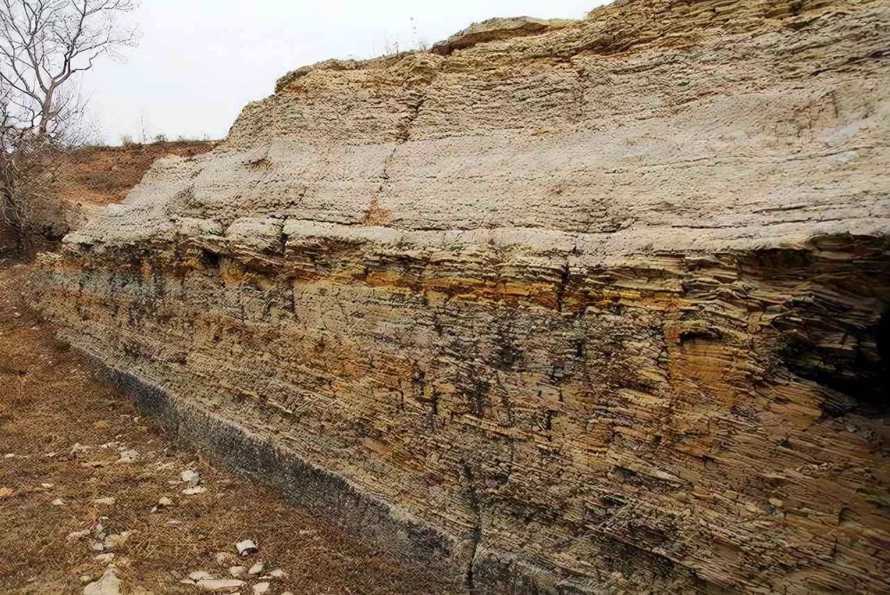 人们以为紫禁城铺地只能用金砖其实花斑石更高档它为何绝迹了
