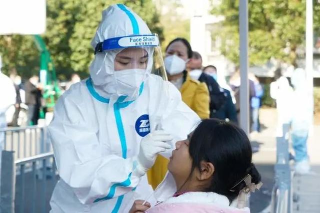 刚刚，宁波3名感染者详情公布！确诊病例曾去外地出差！浙江多地急寻这趟列车乘客休闲区蓝鸢梦想 - Www.slyday.coM