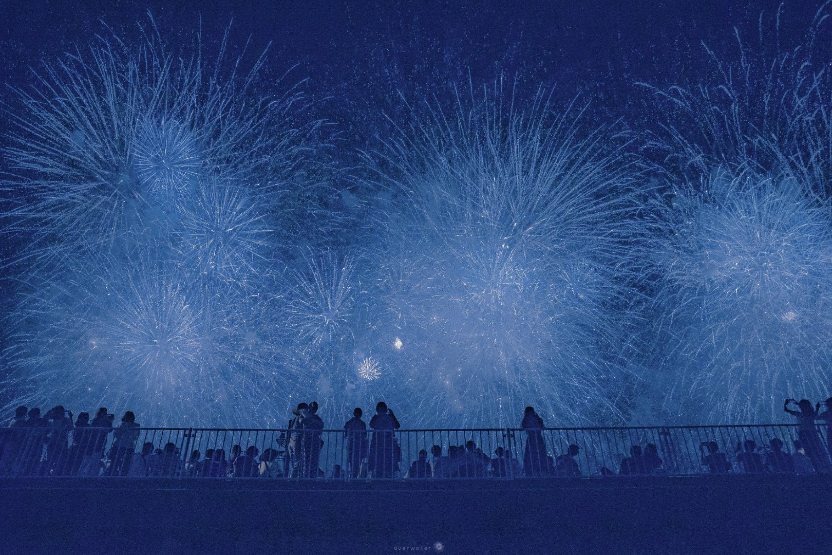 拿图点赞哦壁纸是你喜欢的人间烟火嘛