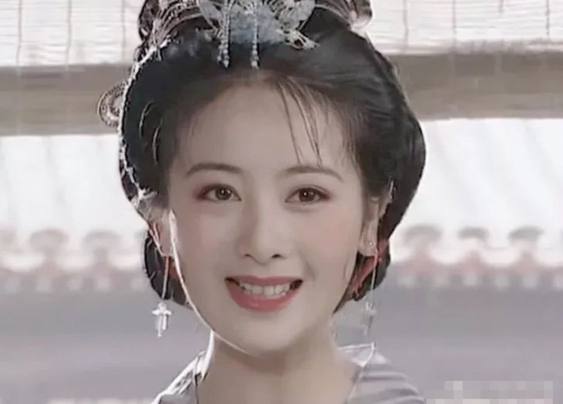 新版《仙剑奇侠传》被吐槽，赵灵儿阿奴无灵气，服装红配绿太老土休闲区蓝鸢梦想 - Www.slyday.coM