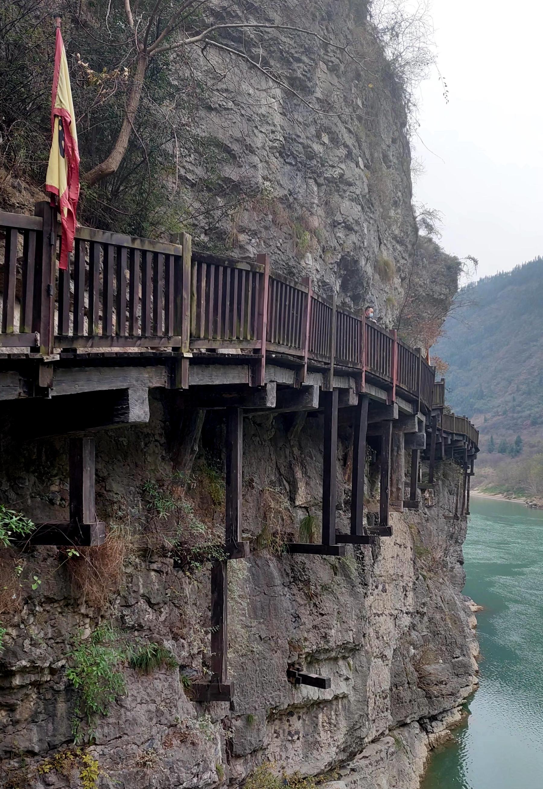 实拍四川广元明月峡这里空气真好