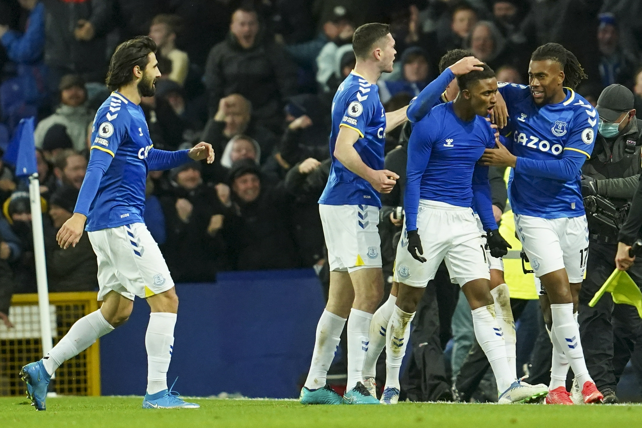 足球英超联赛埃弗顿胜阿森纳