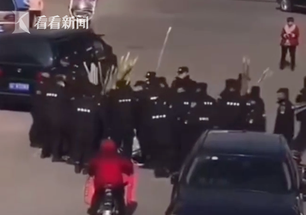 “外包城管”抢老人甘蔗 镇政府登门道歉还甘蔗休闲区蓝鸢梦想 - Www.slyday.coM