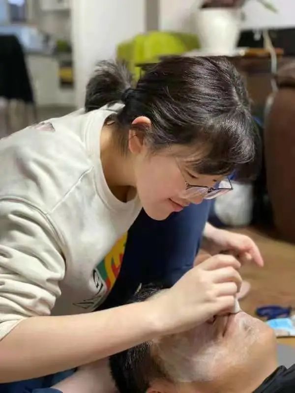 辽宁一医院副院长殉职，最后一条朋友圈是“凯旋”休闲区蓝鸢梦想 - Www.slyday.coM