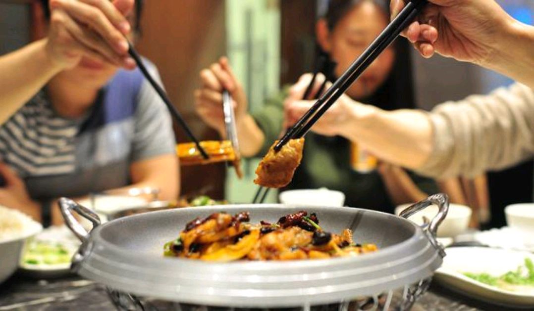 长期不吃晚饭的人，除了体重下降，还可能会发生什么变化？休闲区蓝鸢梦想 - Www.slyday.coM