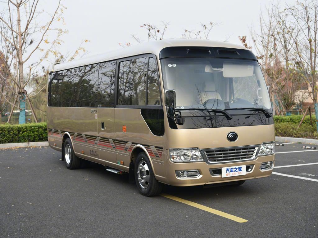 就要这份舒适和威严 实拍宇通t7星河版