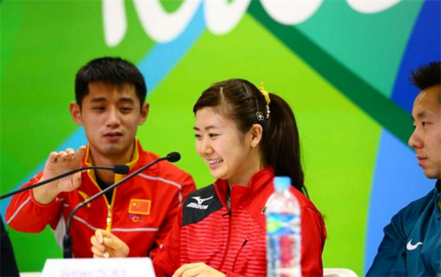 见到80后前辈福原爱太激动,拍错马屁闹笑话|福原爱|国乒|江宏杰_新浪