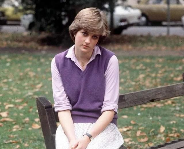 有一种时髦,叫审美超前的戴安娜,多年后发现：“穿衣不如她潮”休闲区蓝鸢梦想 - Www.slyday.coM