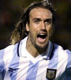 如何评价巴蒂斯图塔,为何他在退役诸多年后还拥有大量的球迷?休闲区蓝鸢梦想 - Www.slyday.coM 如何评价巴蒂斯图塔,为何他在退役诸多年后还拥有大量的球迷?休闲区蓝鸢梦想 - Www.slyday.coM