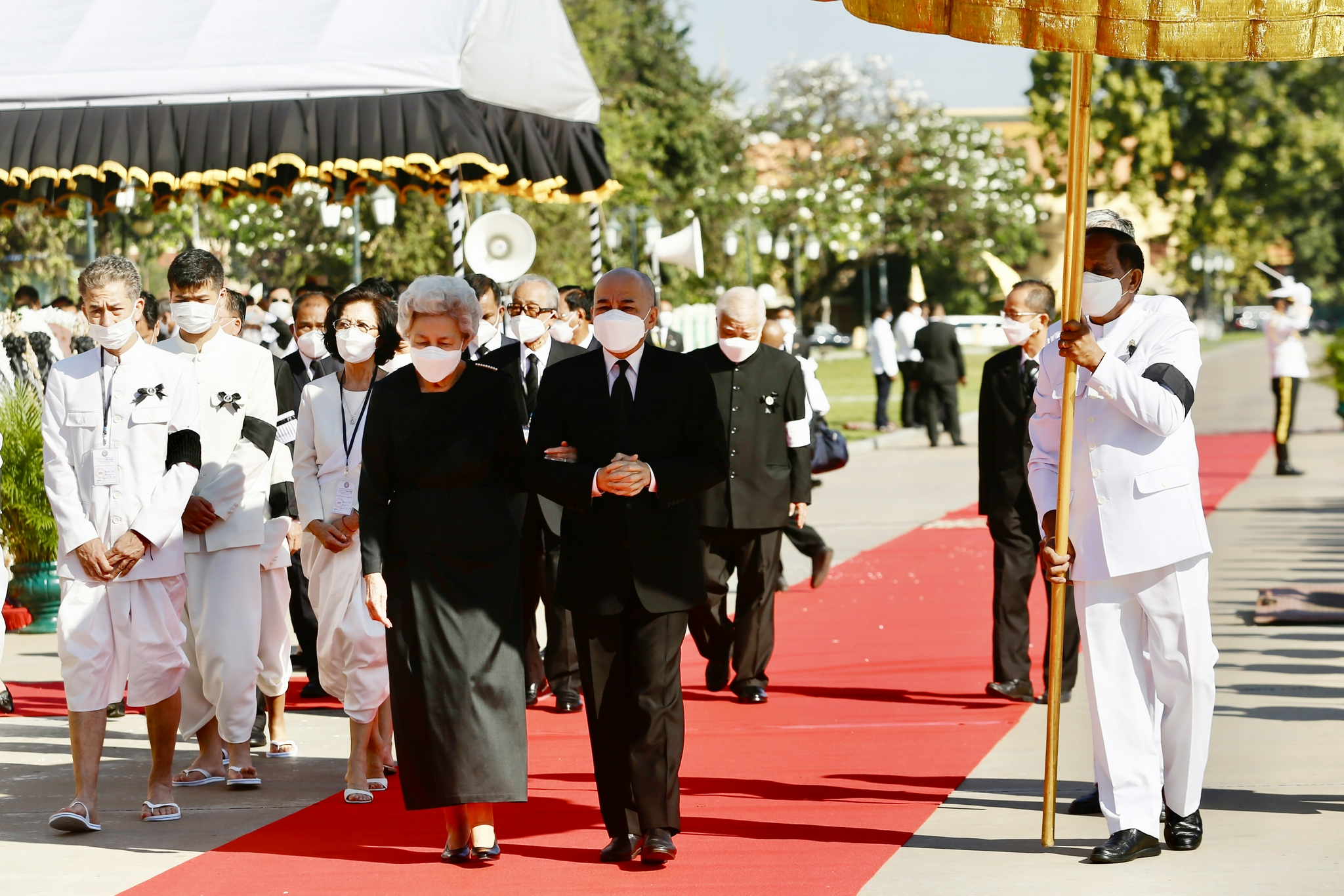 柬埔寨前第一首相拉那烈亲王葬礼在金边举行