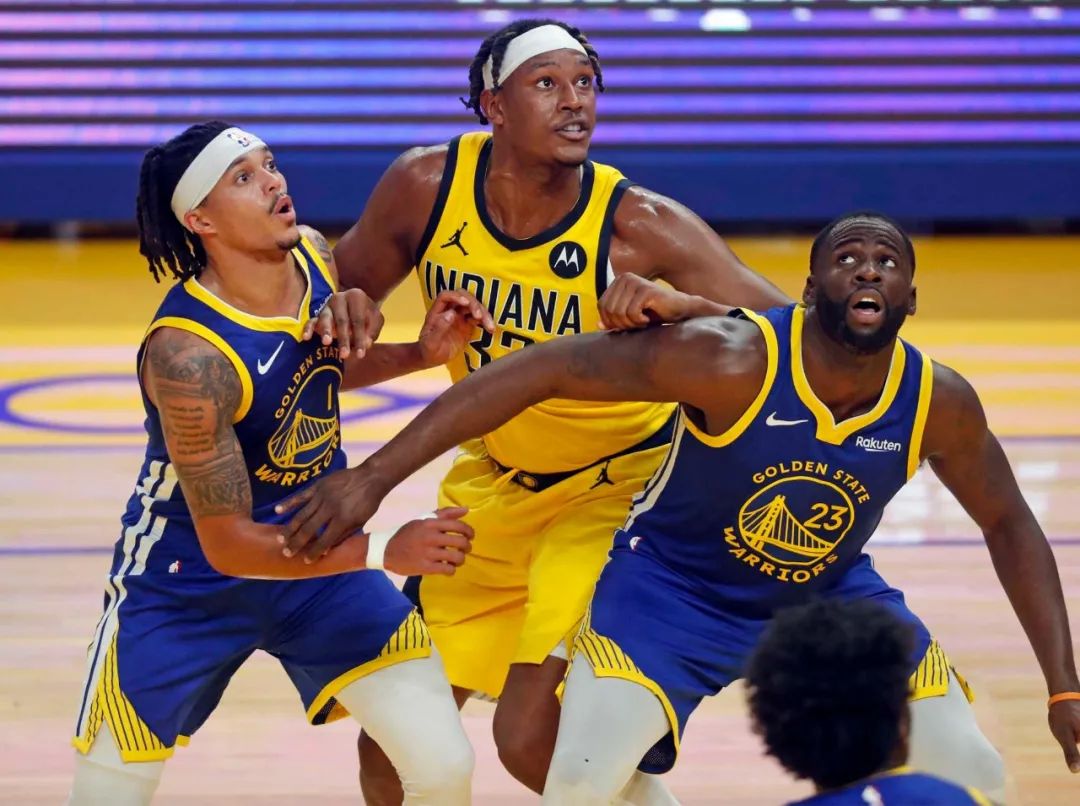 疯了吧！全队大清洗！老大老二被甩卖！直接原地解体……休闲区蓝鸢梦想 - Www.slyday.coM