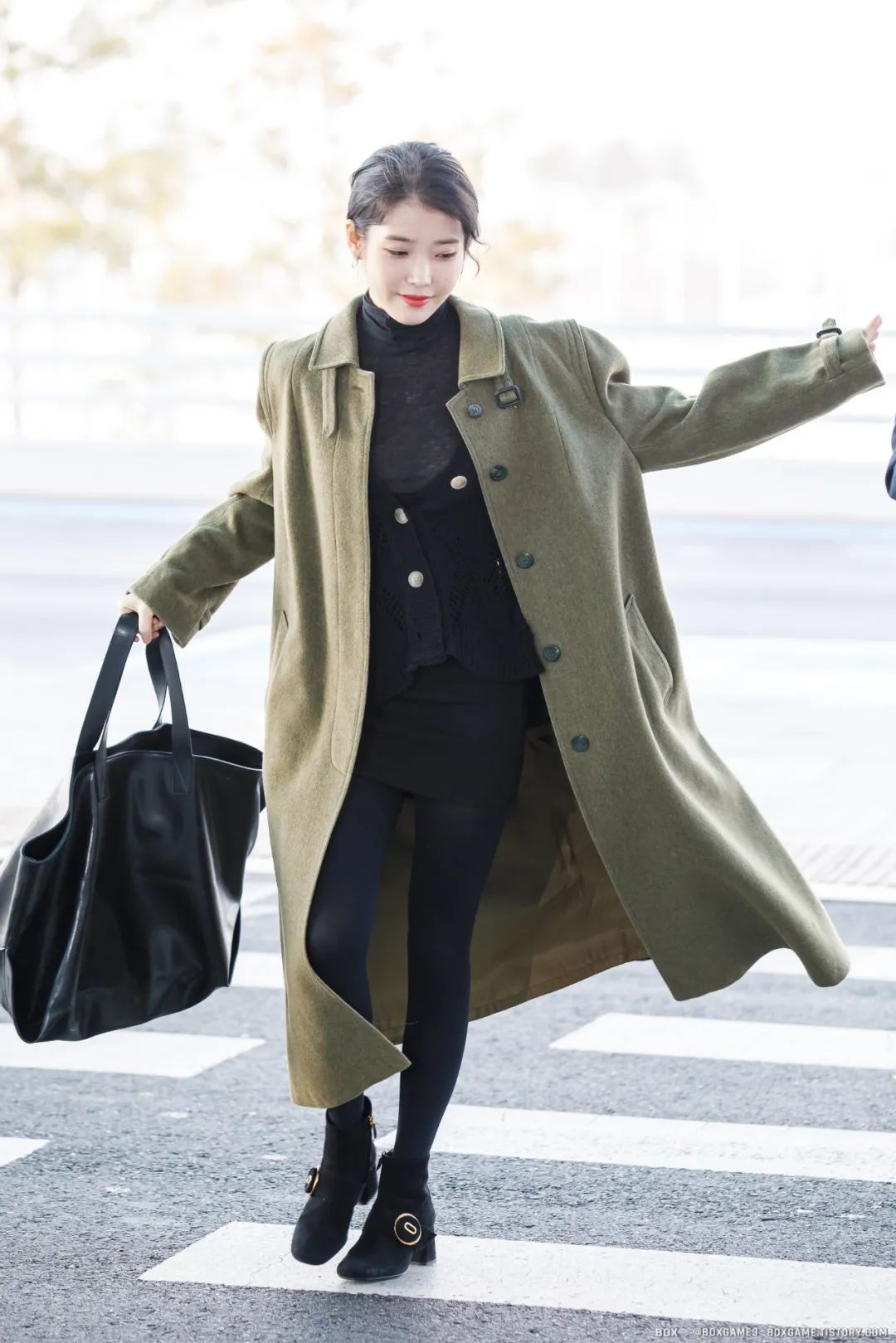 韩星街拍蛀牙警告iu的街拍怕是比她的歌还要甜