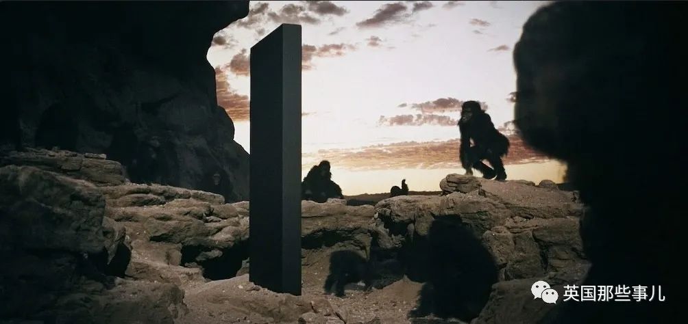 玉兔二号在月球背面发现"神秘小屋"？歪果网友的脑洞又漏了！休闲区蓝鸢梦想 - Www.slyday.coM