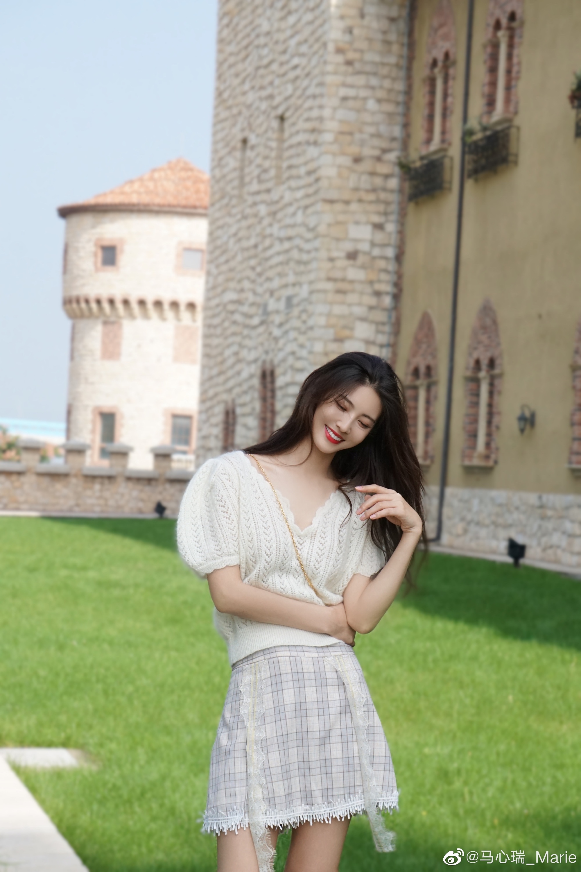 《微微一笑很倾城》颜值担当校花马心瑞,近照绝美撞脸刘亦菲__财经